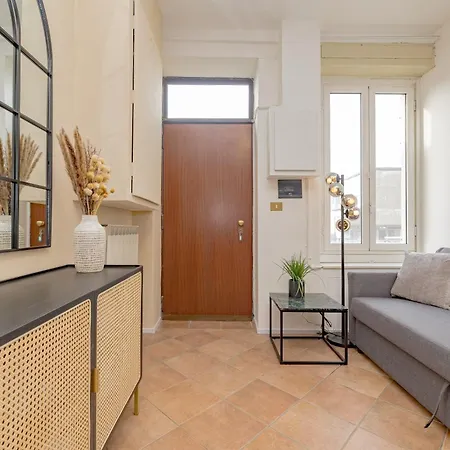 Apartment Cozy In Milan